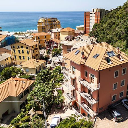 Residence Hotel Kriss Deiva Marina Exterior foto