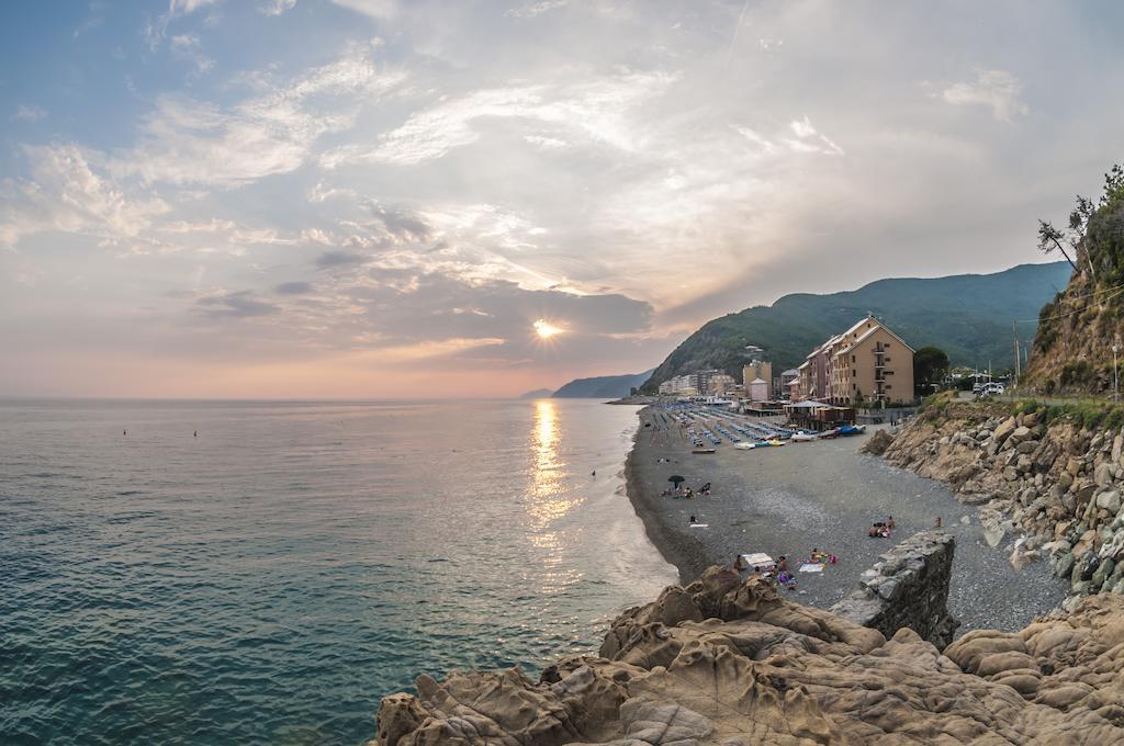 Residence Hotel Kriss Deiva Marina Exterior foto