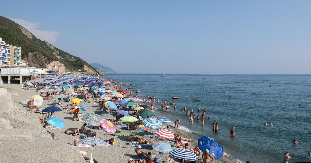 Residence Hotel Kriss Deiva Marina Exterior foto